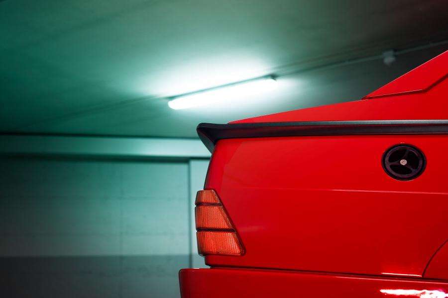 Детали экстерьера Alfa Romeo 75 1.8i Turbo Evoluzione (162B) 1987 года  (фото 3 из 10)